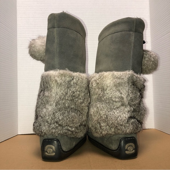 MANITOBAH MUKLUKS Snowy Owl Fur and Suede Beaded Winter Boots in Grey - Size 6 - Picture 14 of 16